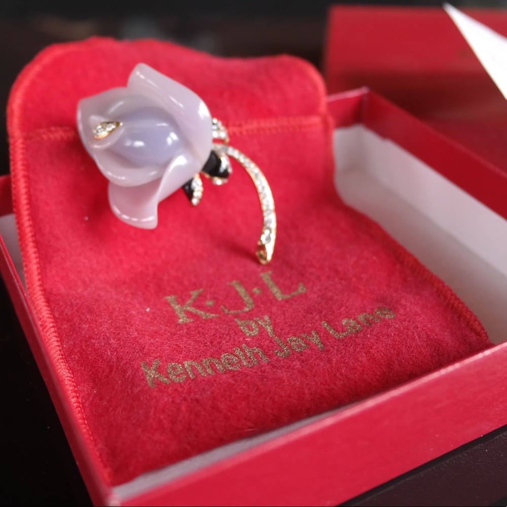 VINTAGE KENNETH LANE LAVENDER ROSE CRYSTAL BROOCH